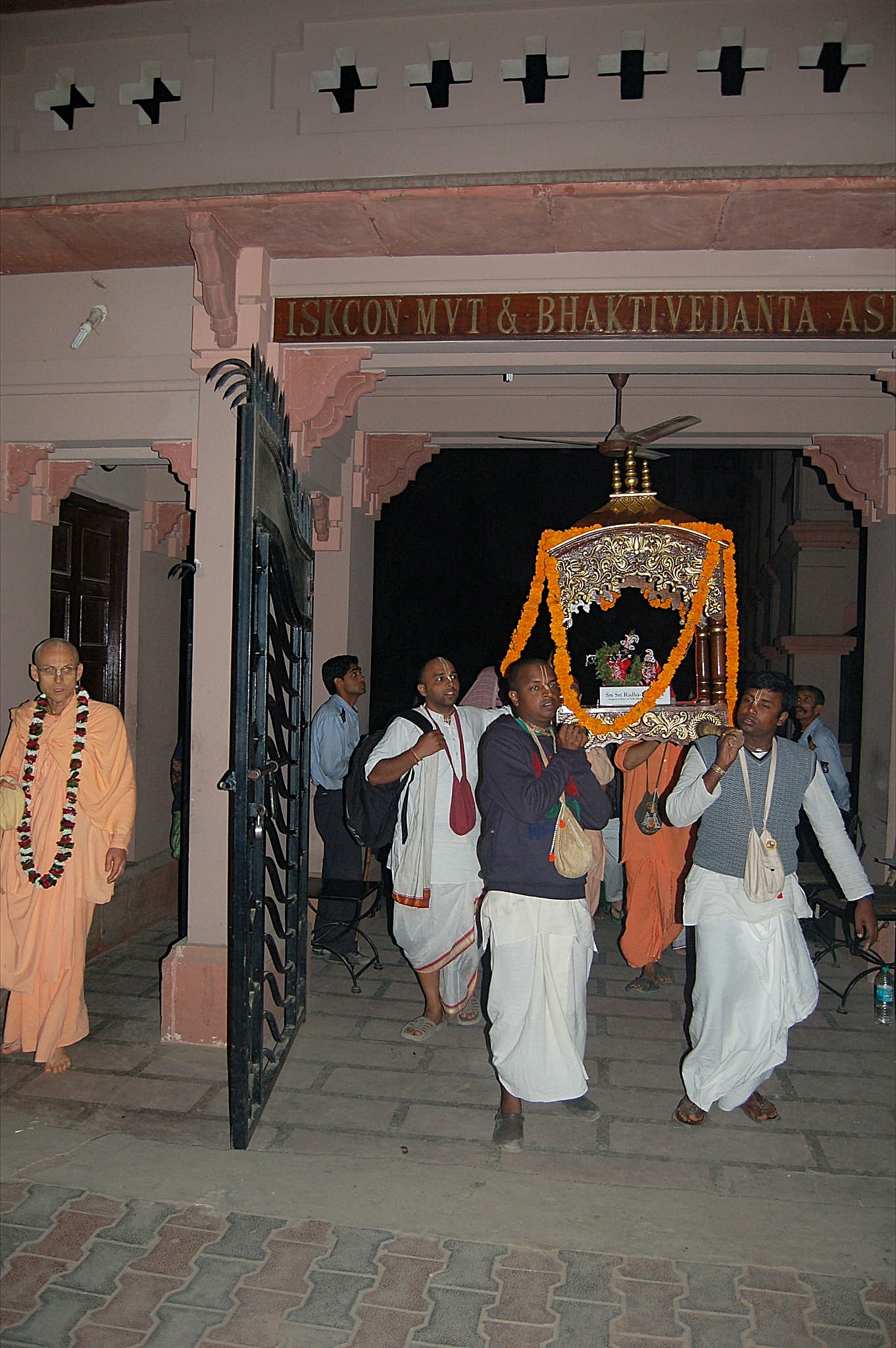 Radha Madhava carried to the altar in ISKCON Vrindavan